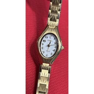 Elgin Women's Watch Diamond Oval Dial Gold Tone Mother Of Pearl Japan Mvt EG9759